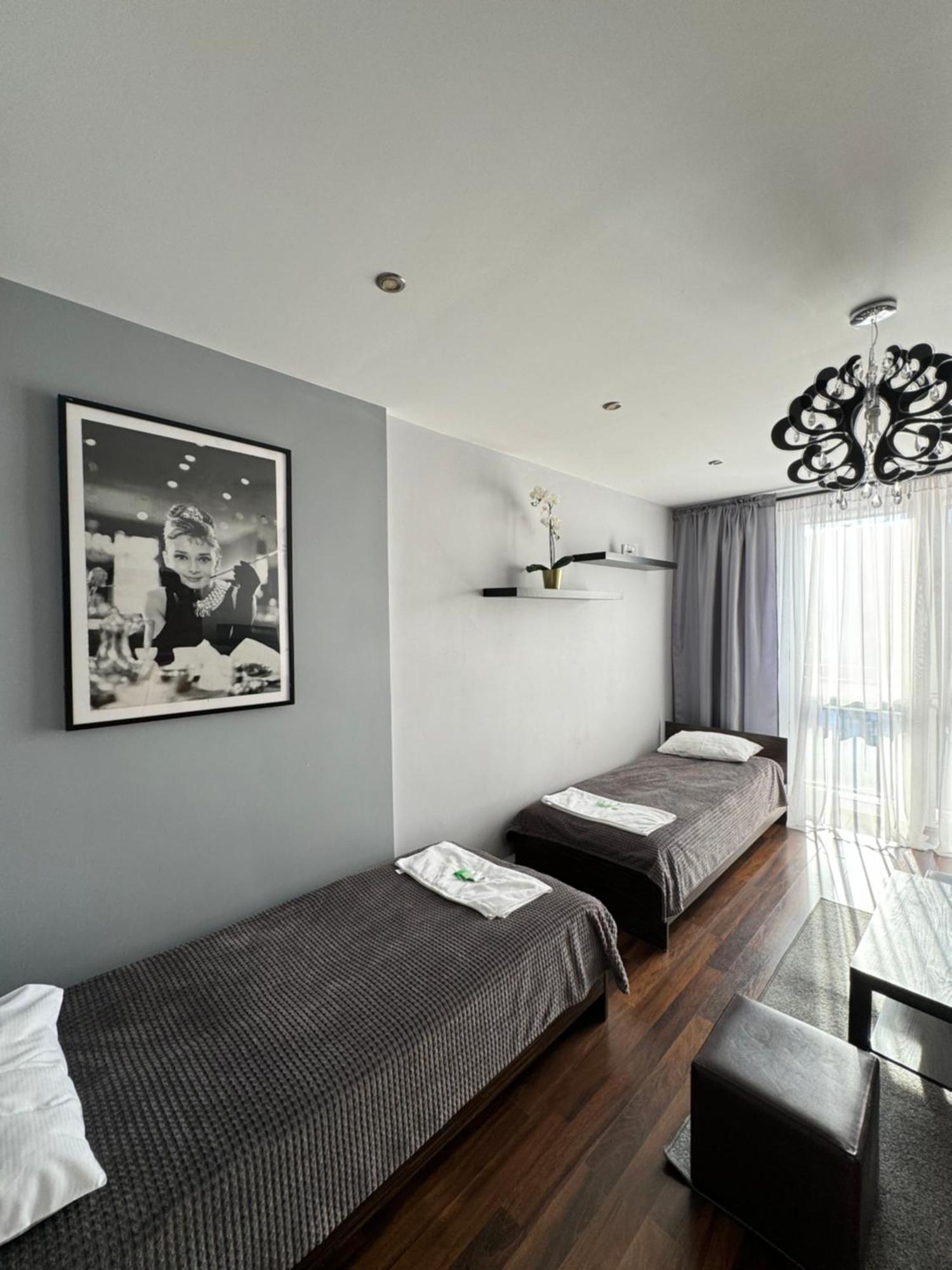 Apartament Sandra Kielce Exterior foto
