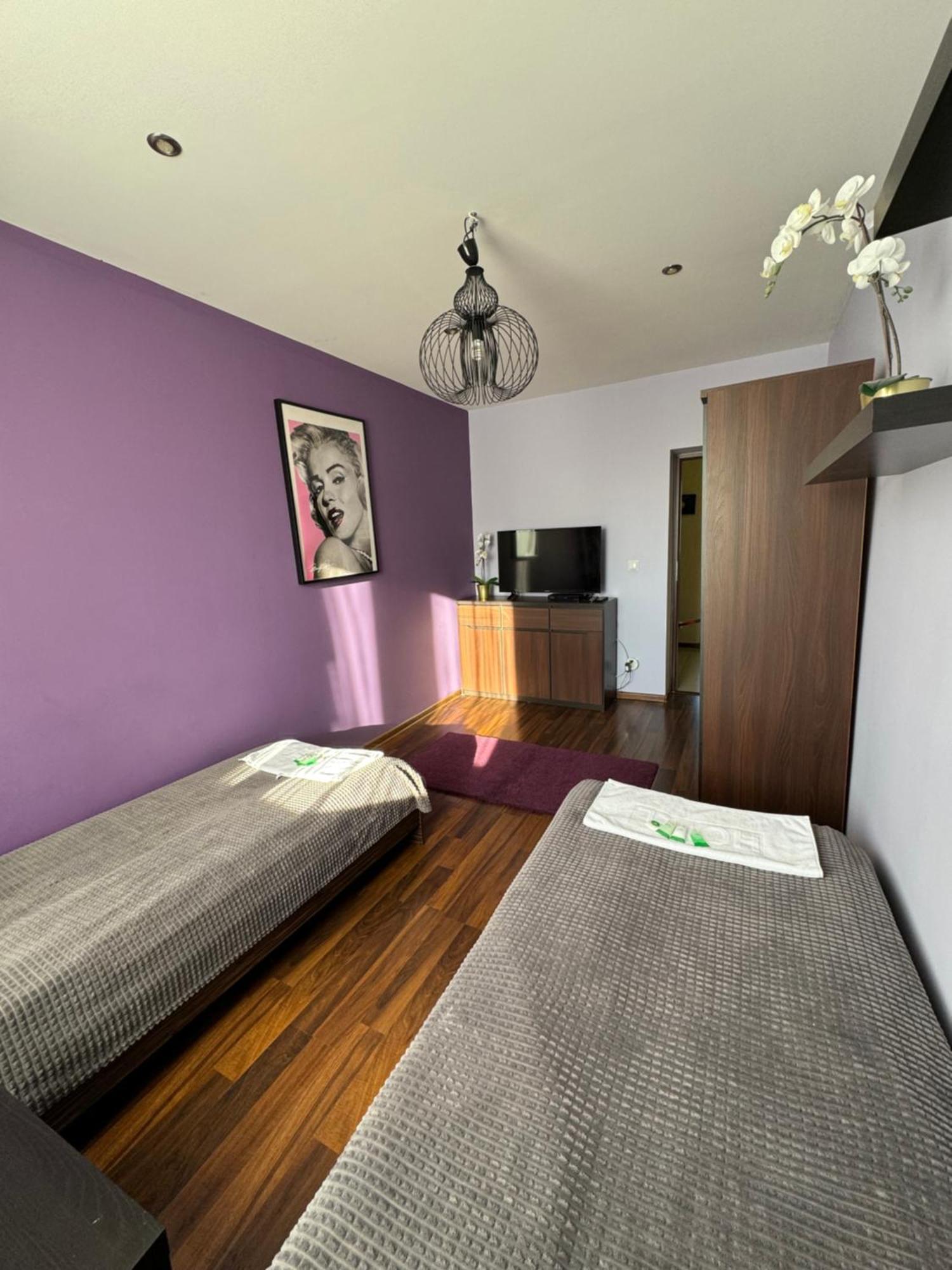 Apartament Sandra Kielce Exterior foto